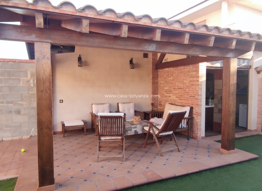 Resale - Villa - Caudete
