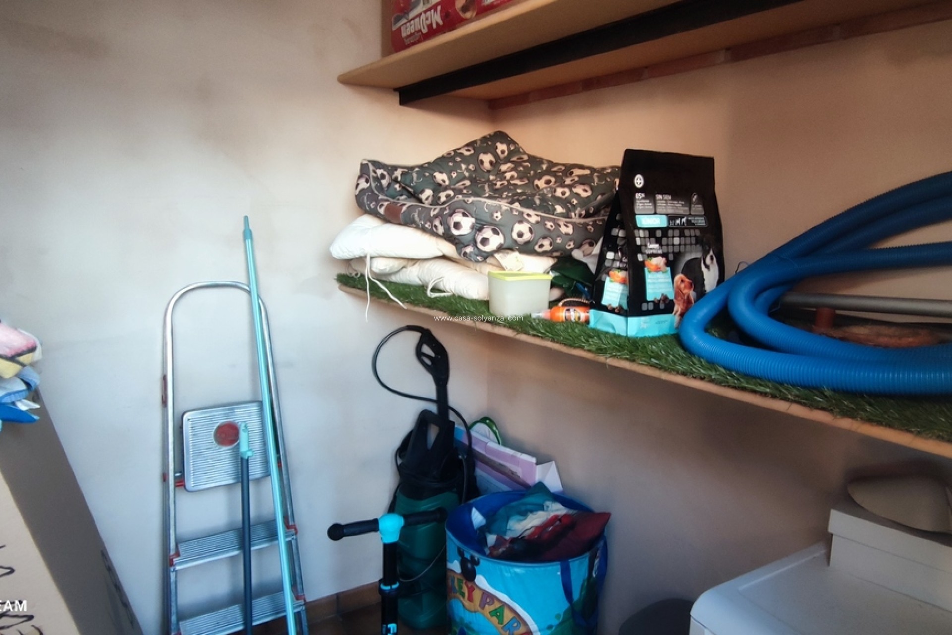 Resale - Villa - Caudete