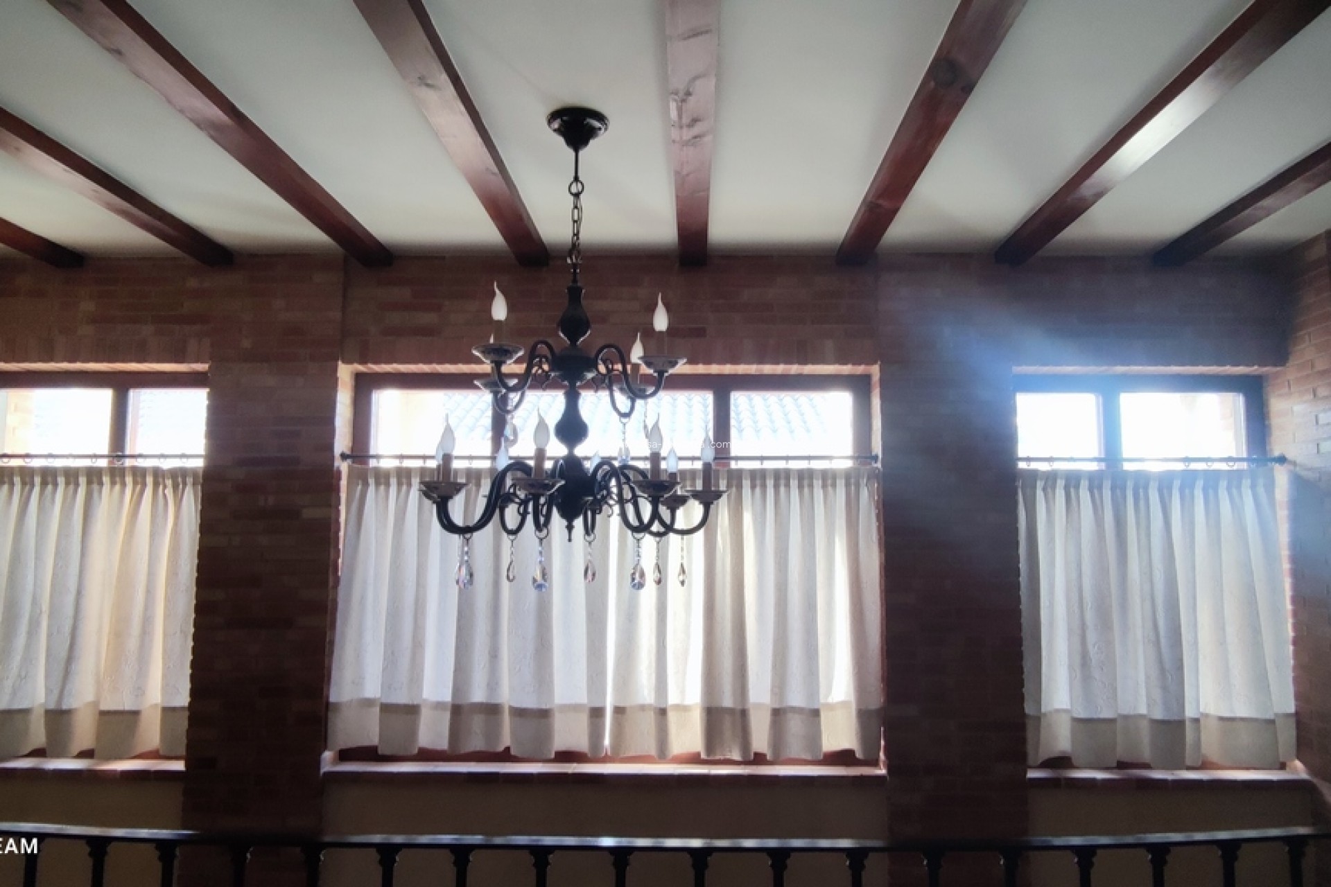 Resale - Villa - Caudete