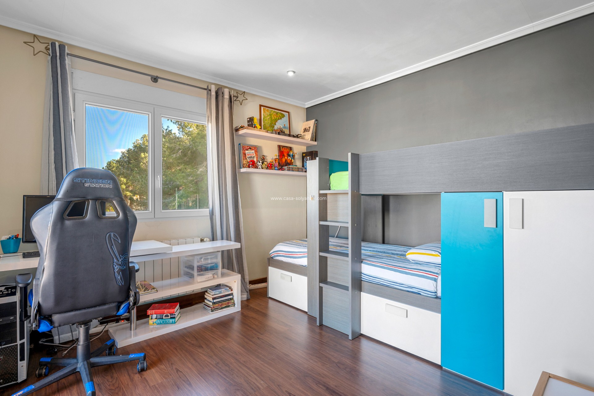 Resale - Villa - Ciudad De Las Comunicaciones - Costa Blanca