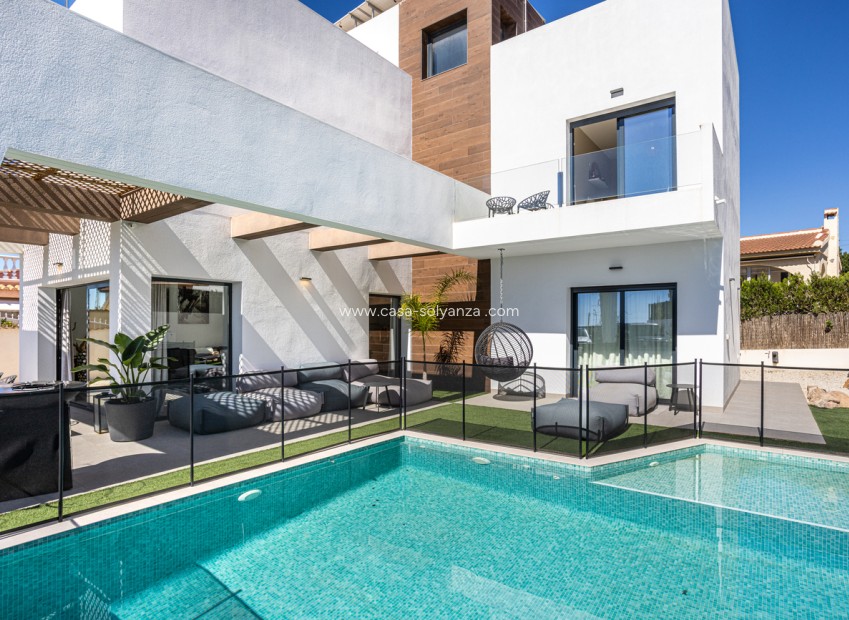 Resale - Villa - Ciudad Quesada - center