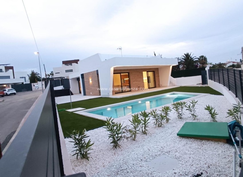Resale - Villa - Ciudad Quesada - Costa Blanca