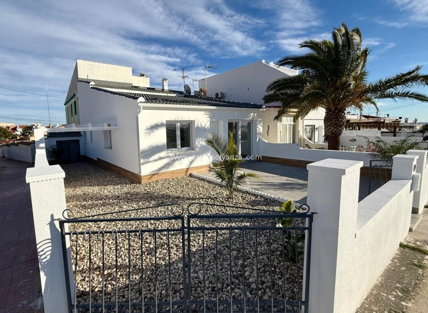 Resale - Villa - Ciudad Quesada - Rojales