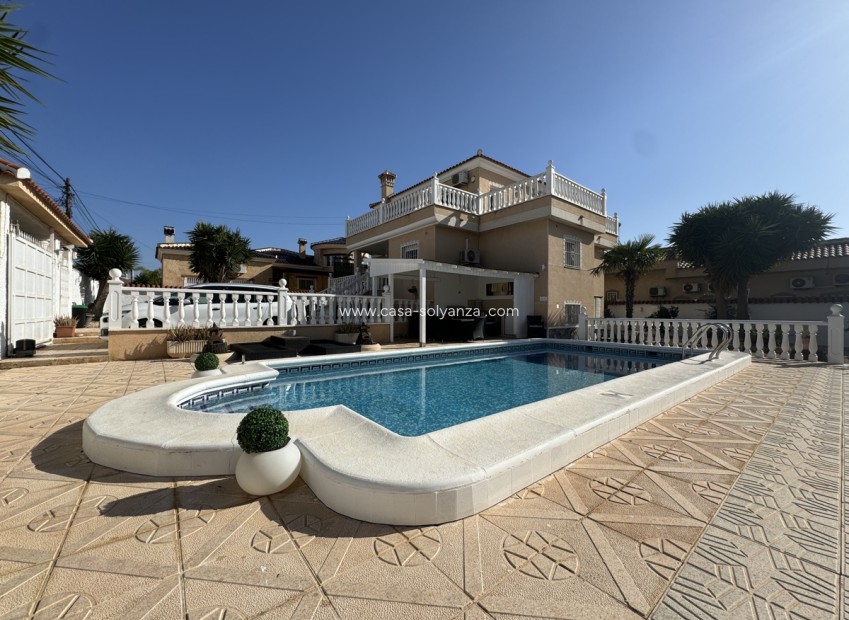 Resale - Villa - Ciudad Quesada