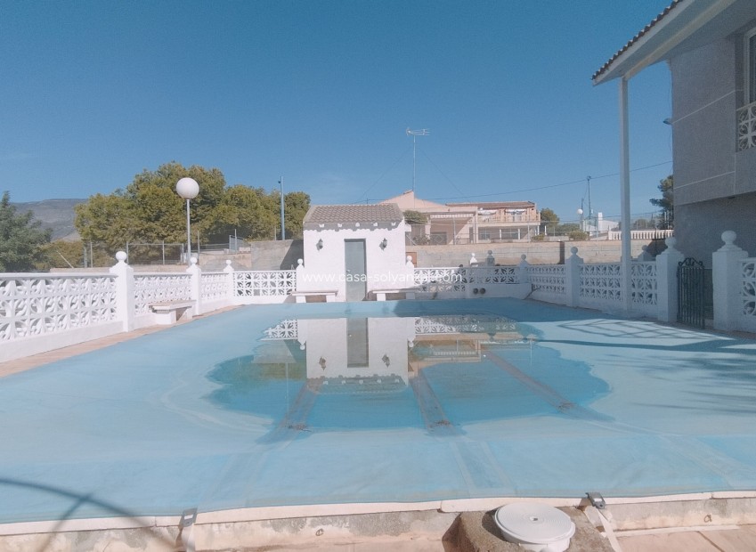 Resale - Villa - Crevillente - Inland