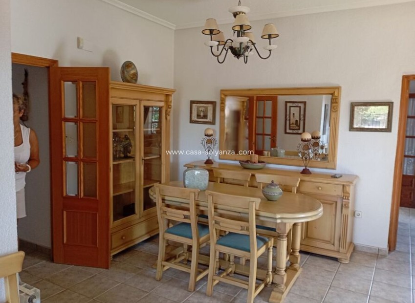 Resale - Villa - Daya Nueva - Costa Blanca