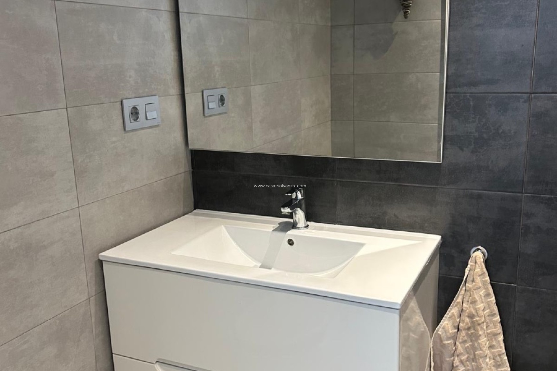 Resale - Villa - Daya Nueva - Costa Blanca