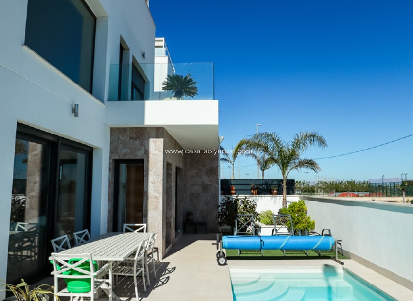 Resale - Villa - Daya Vieja - Daya vieja