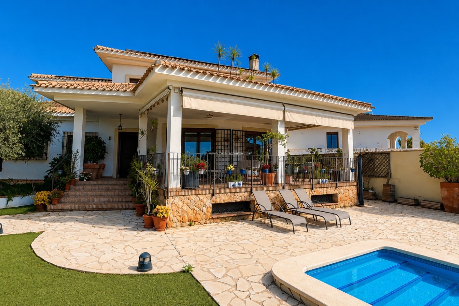 Resale - Villa - Dehesa De Campoamor - Costa Blanca