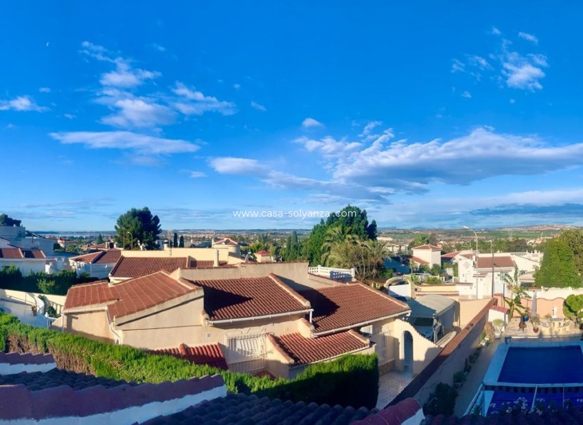 Resale - Villa / Detached - Ciudad Quesada - Quesada Center