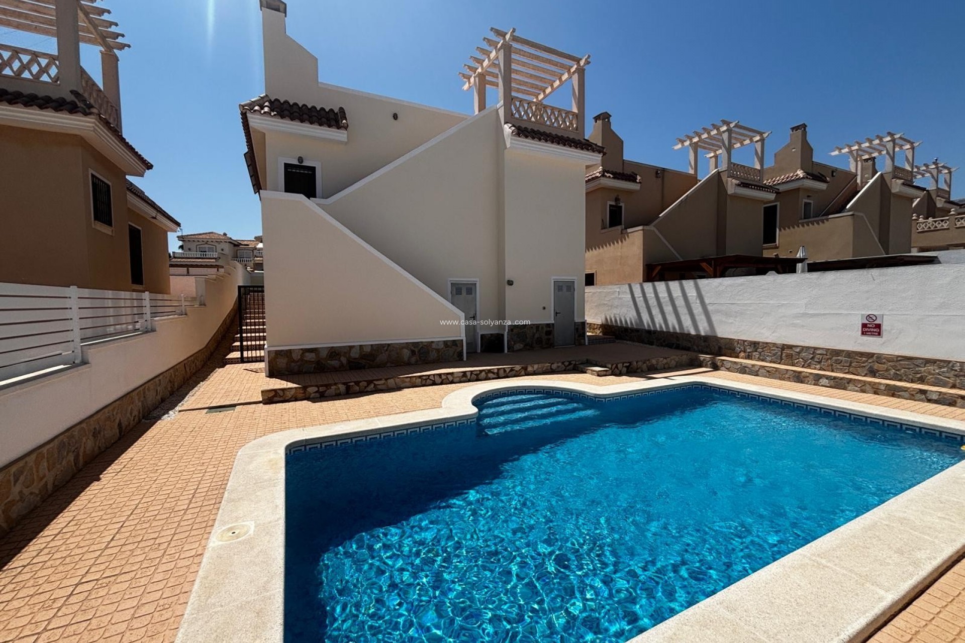 Resale - Villa / Detached - Ciudad Quesada