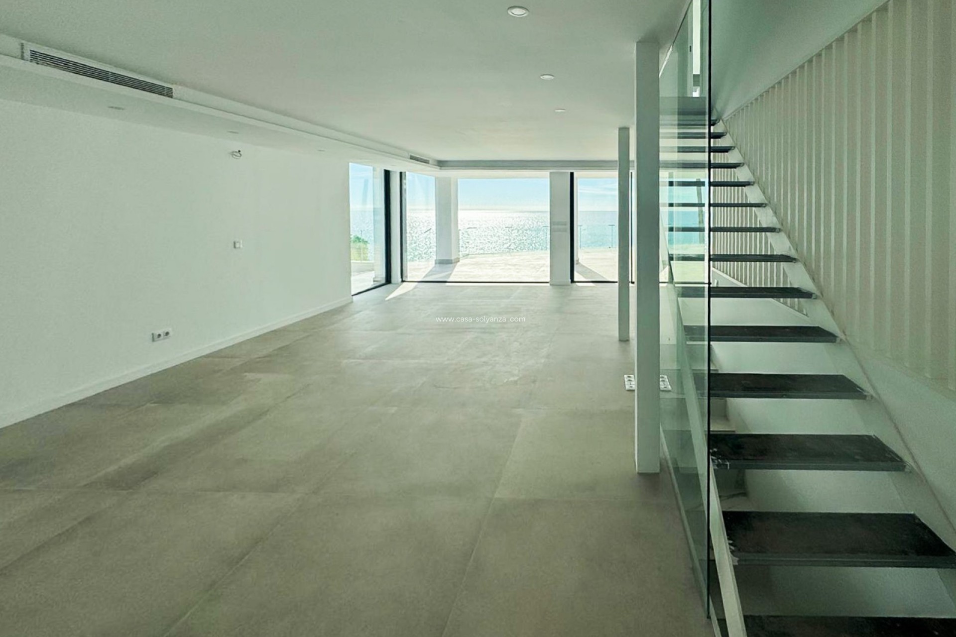 Resale - Villa - Detached - El Campello - Coveta Fuma