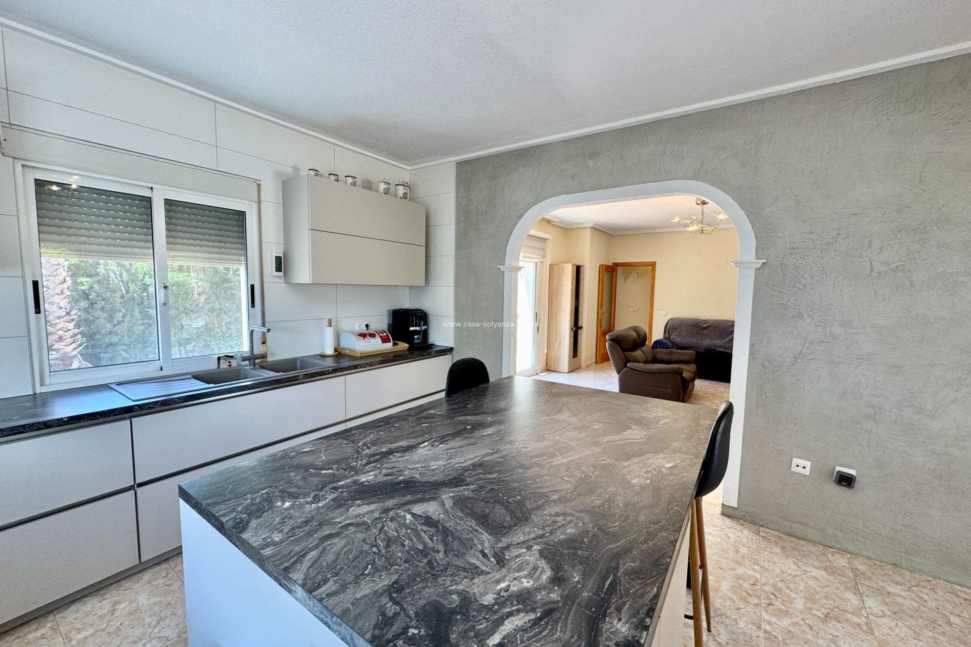 Resale - Villa - Dolores - Cmno. Escorredor