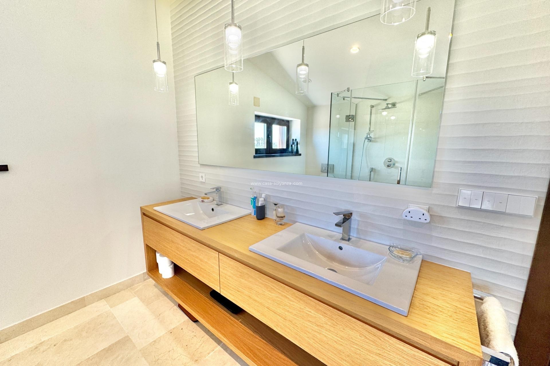 Resale - Villa - Dolores - Comunidad Valenciana