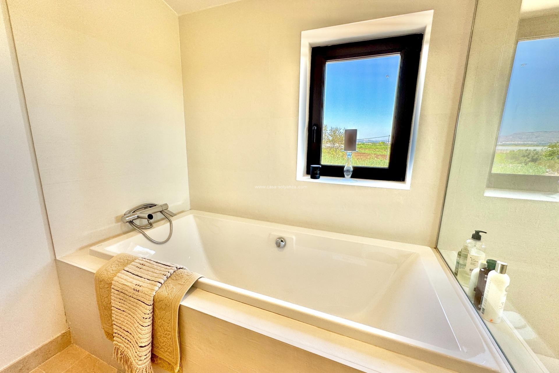 Resale - Villa - Dolores - Comunidad Valenciana