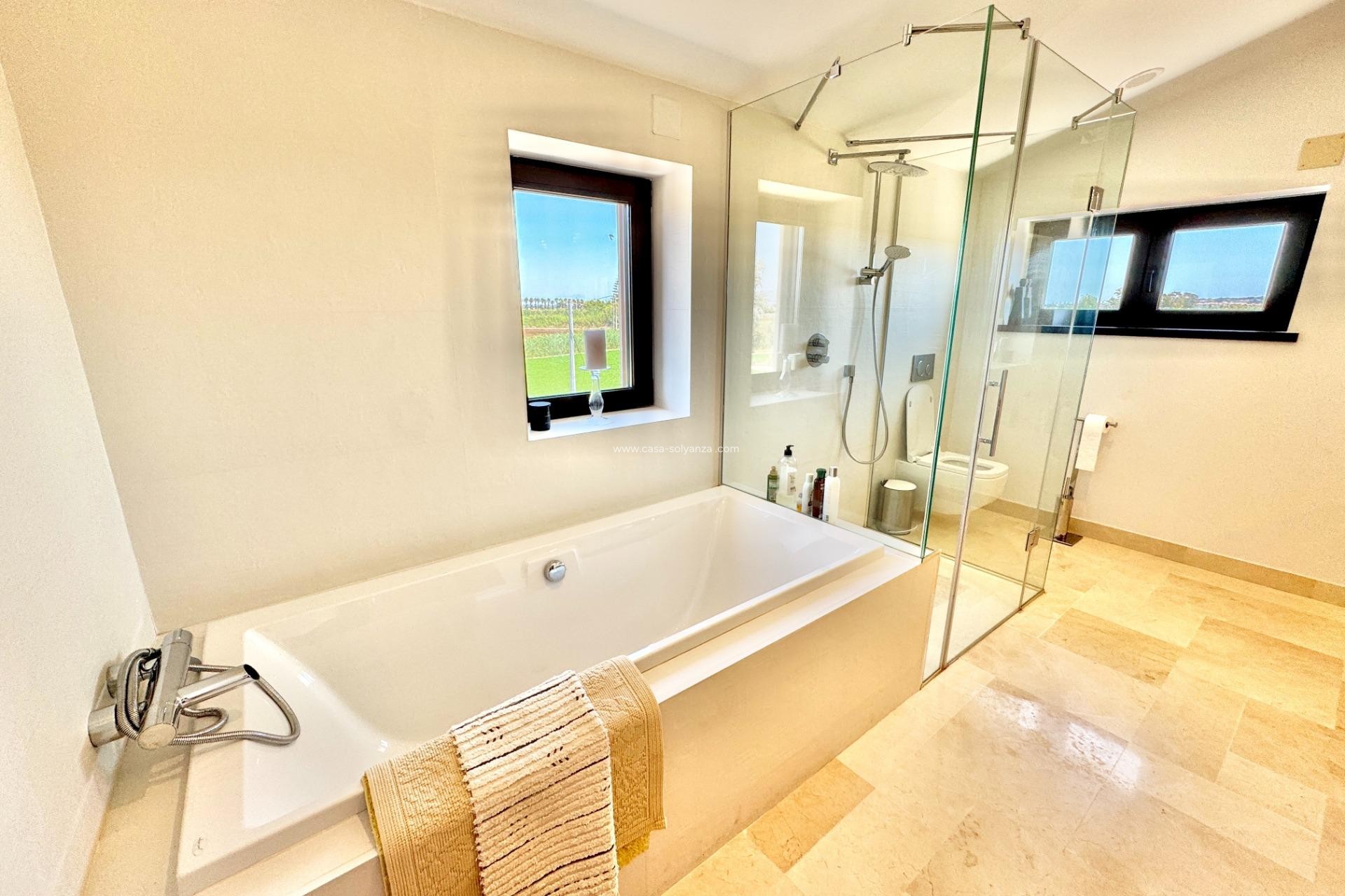 Resale - Villa - Dolores - Comunidad Valenciana