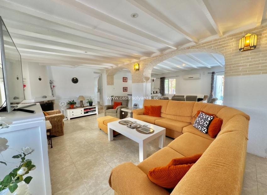 Resale - Villa - Dolores - Comunidad Valenciana