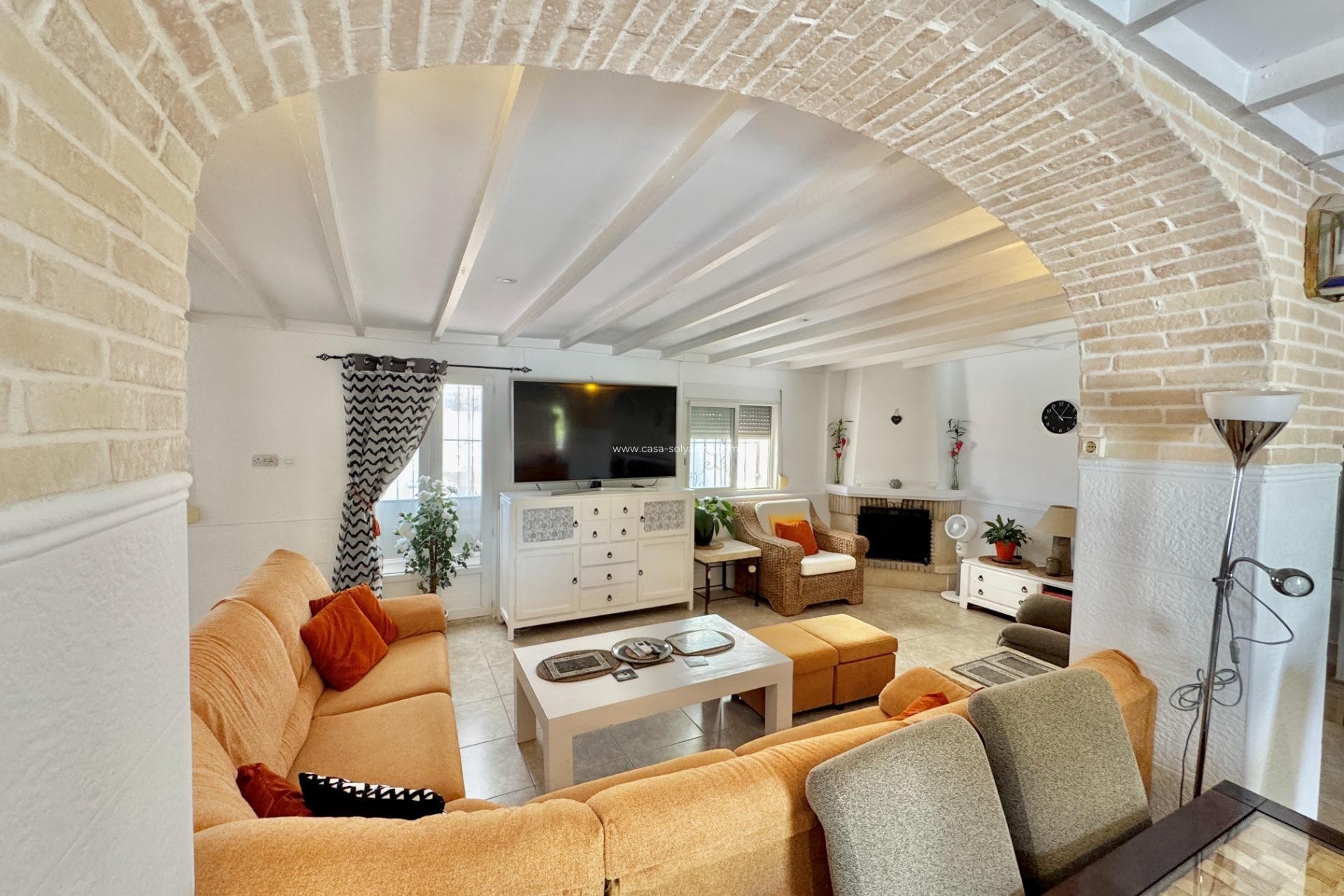 Resale - Villa - Dolores - Comunidad Valenciana