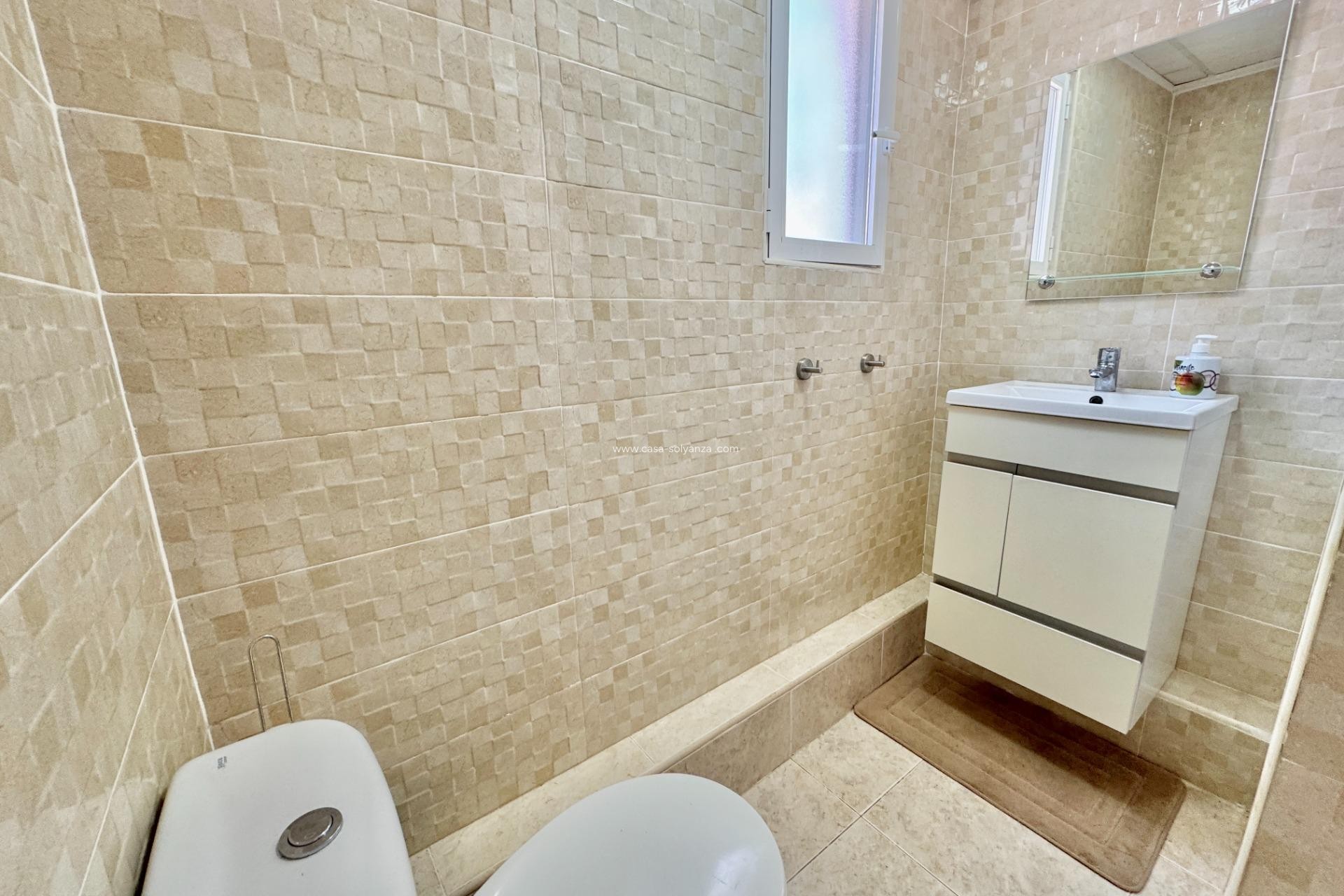 Resale - Villa - Dolores - Comunidad Valenciana