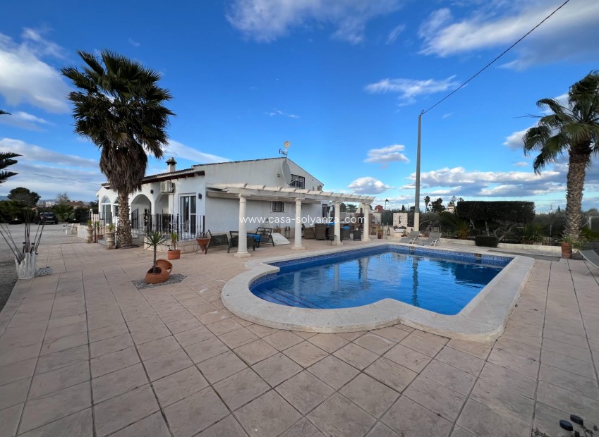 Resale - Villa - Dolores - Comunidad Valenciana