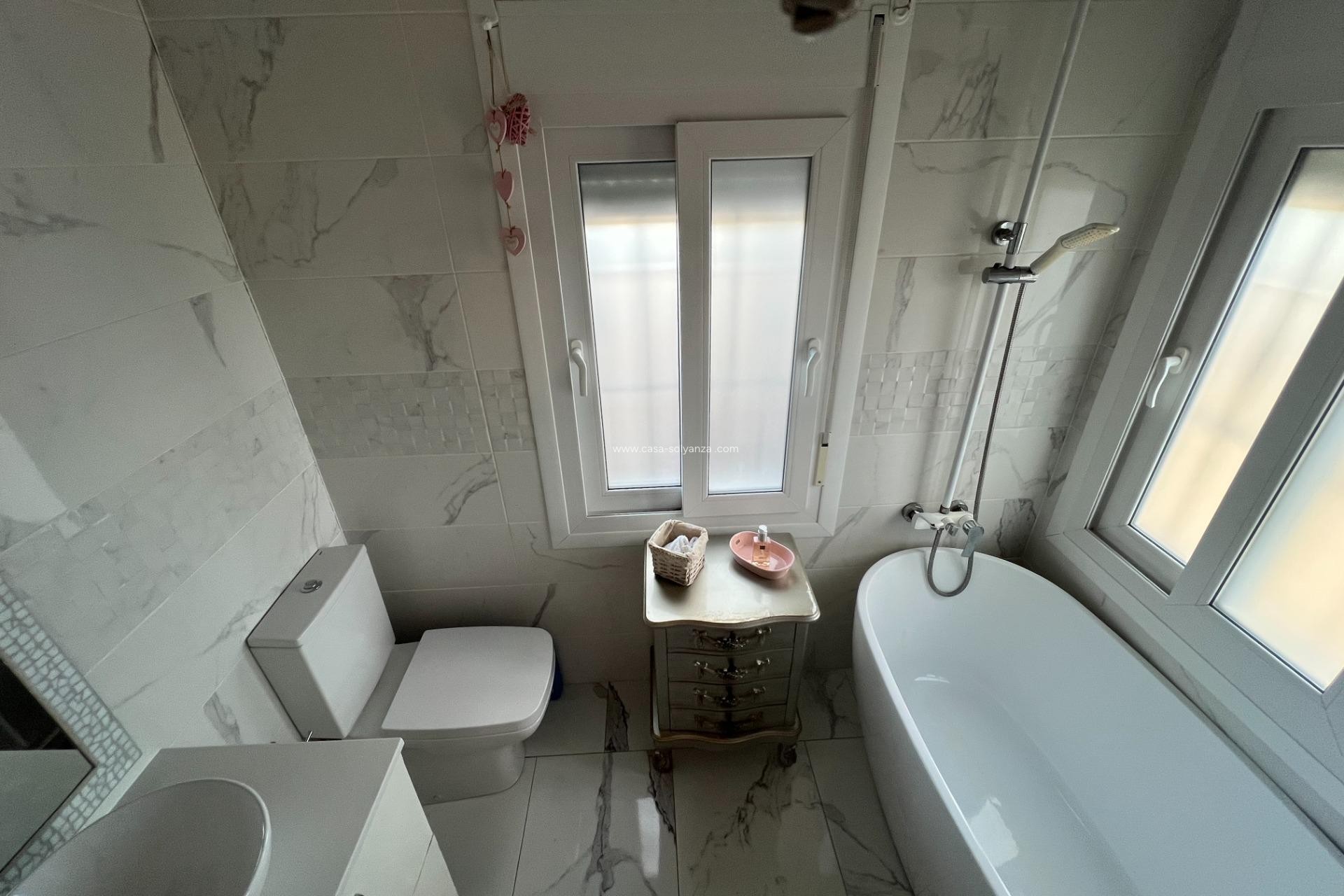 Resale - Villa - Dolores - Comunidad Valenciana