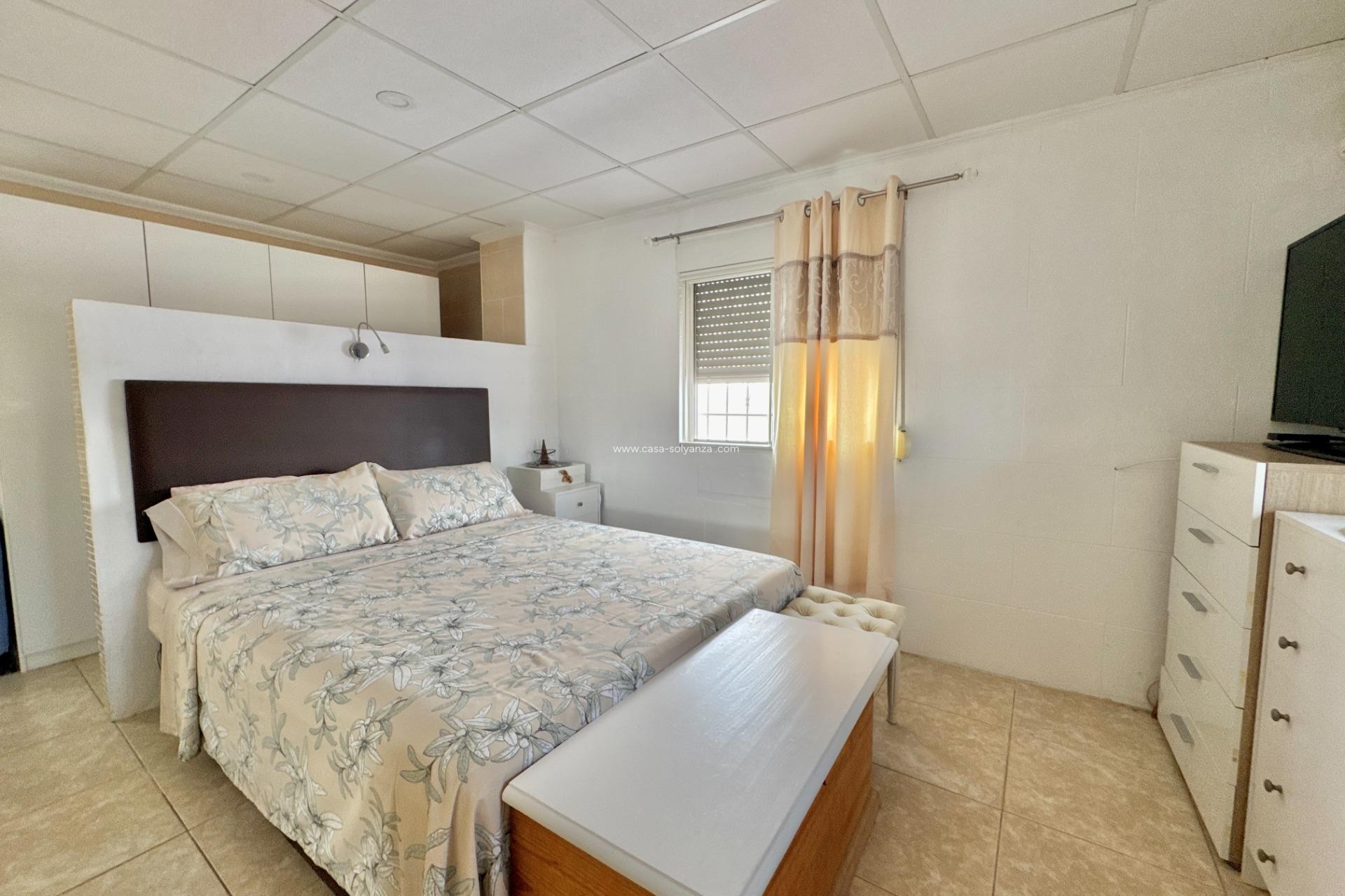 Resale - Villa - Dolores - Comunidad Valenciana