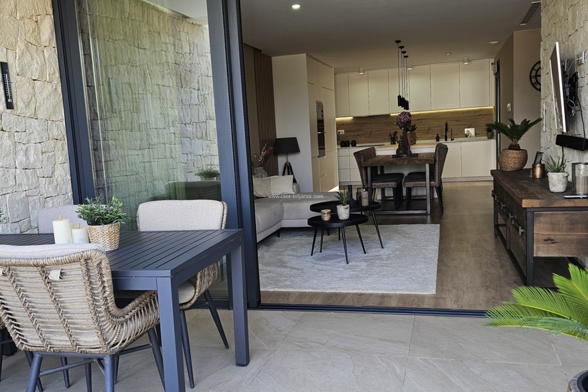 Resale - Villa - Dolores - Sector 4