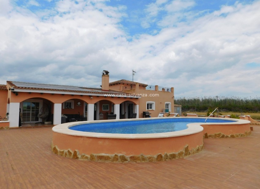 Resale - Villa - Dolores