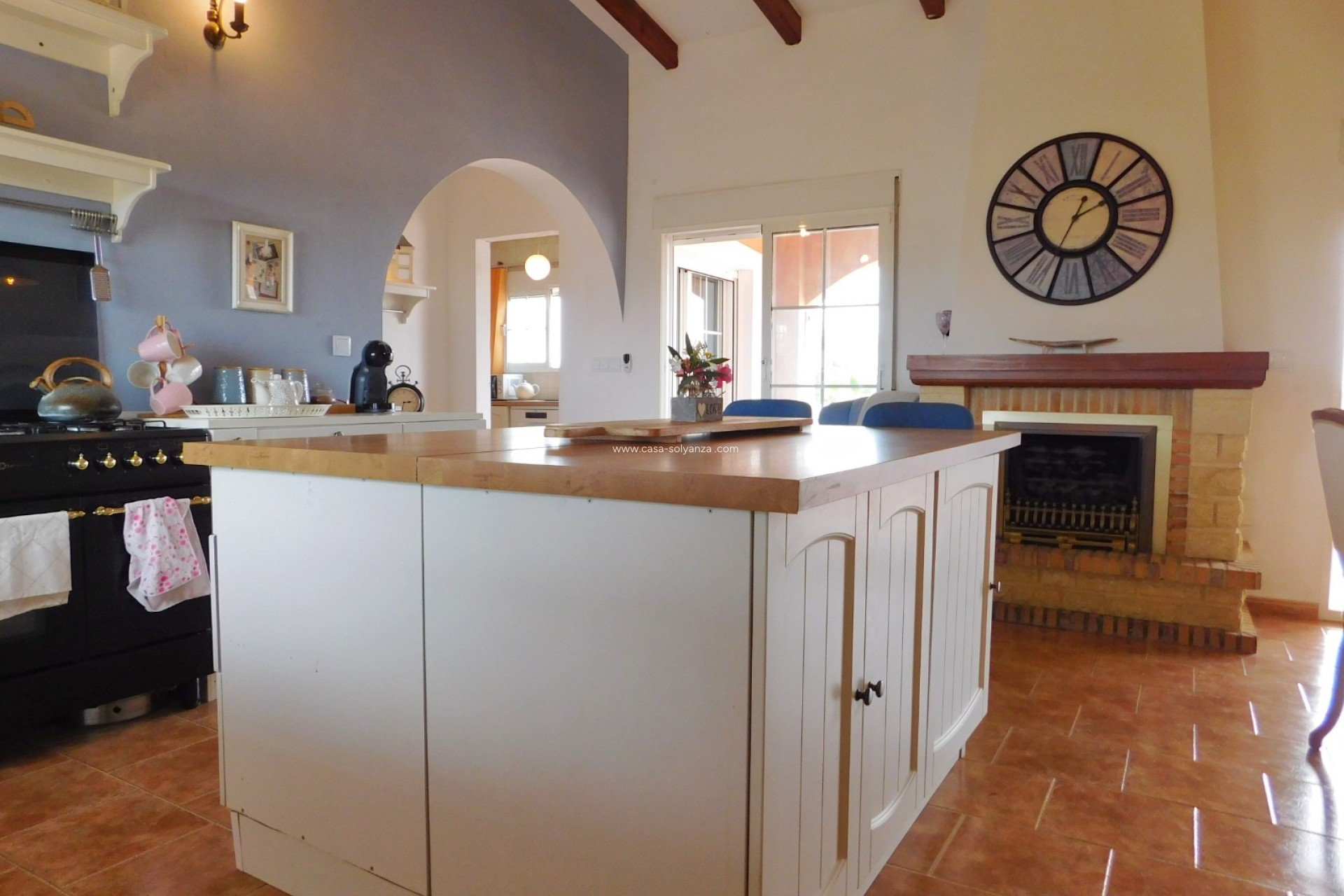 Resale - Villa - Dolores