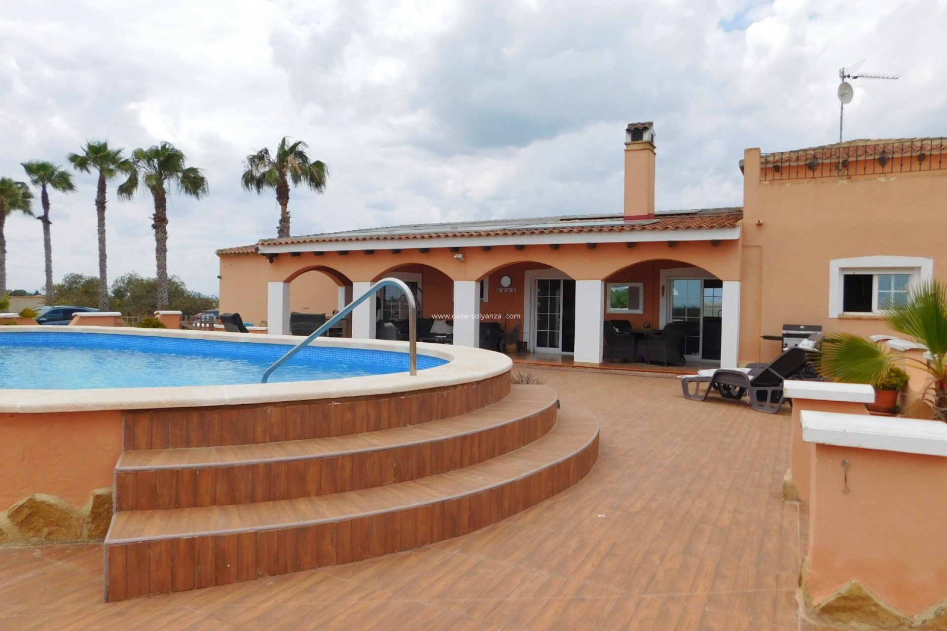 Resale - Villa - Dolores