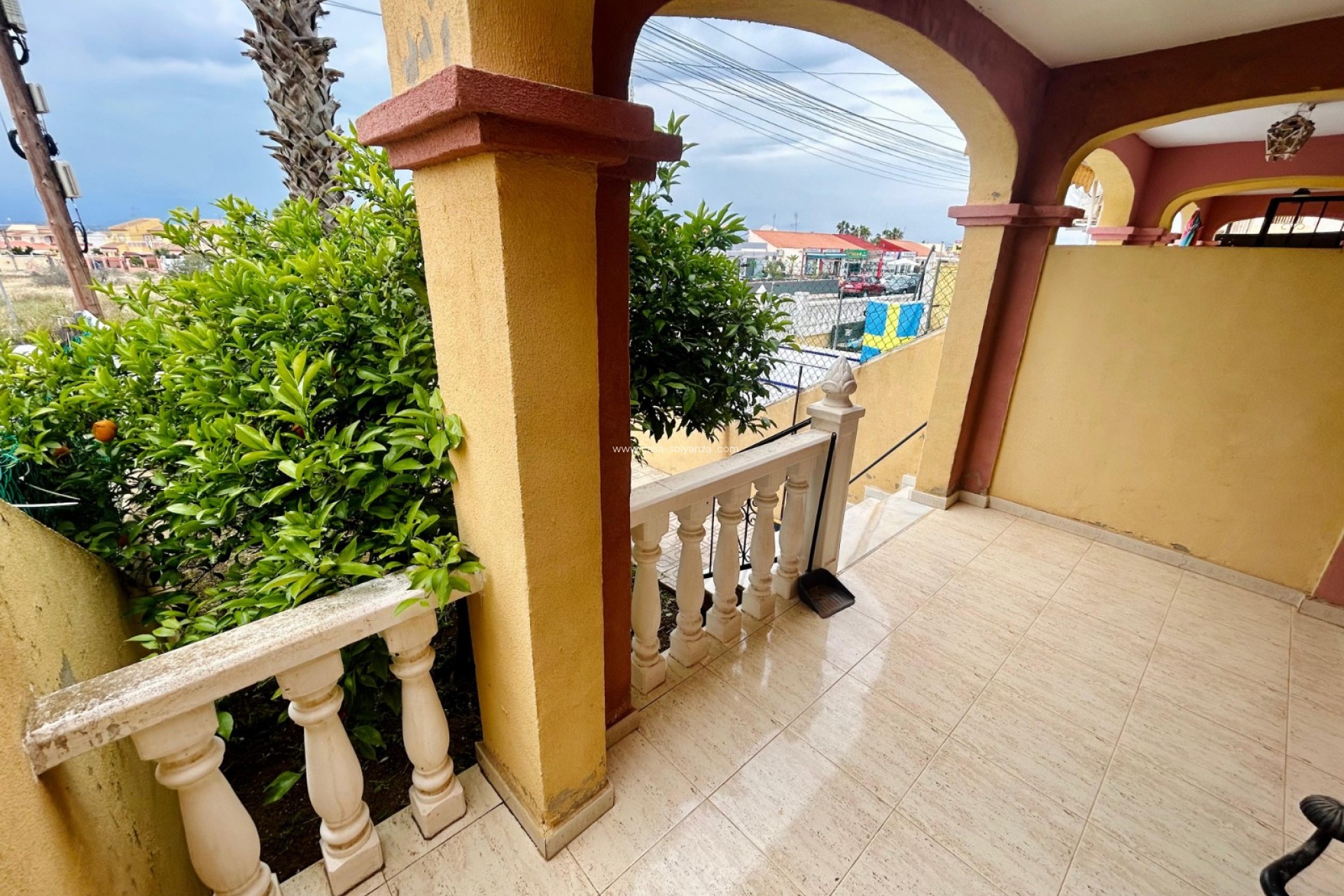 Resale - Villa - El Chaparral - 0