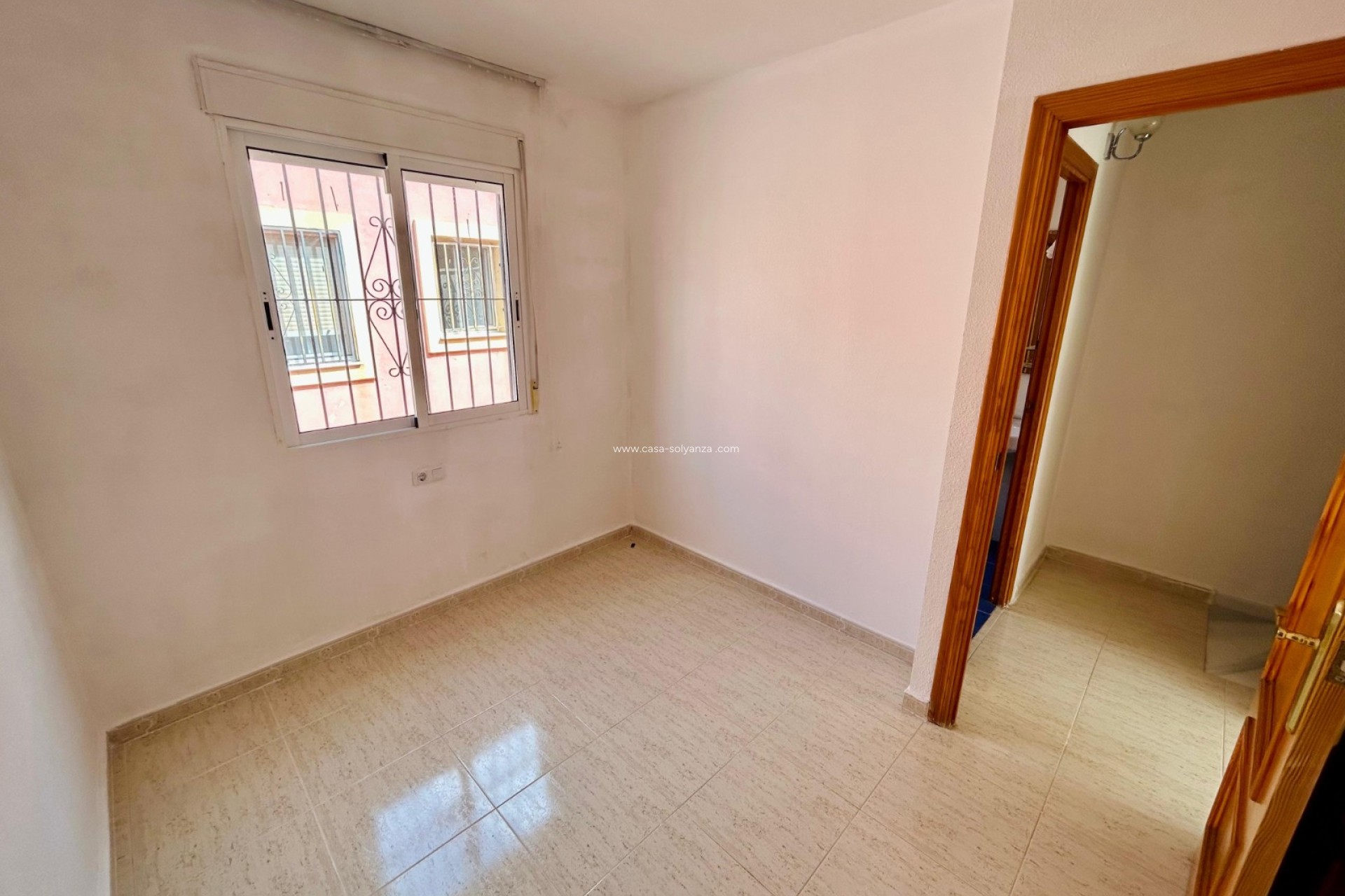 Resale - Villa - El Chaparral - 0