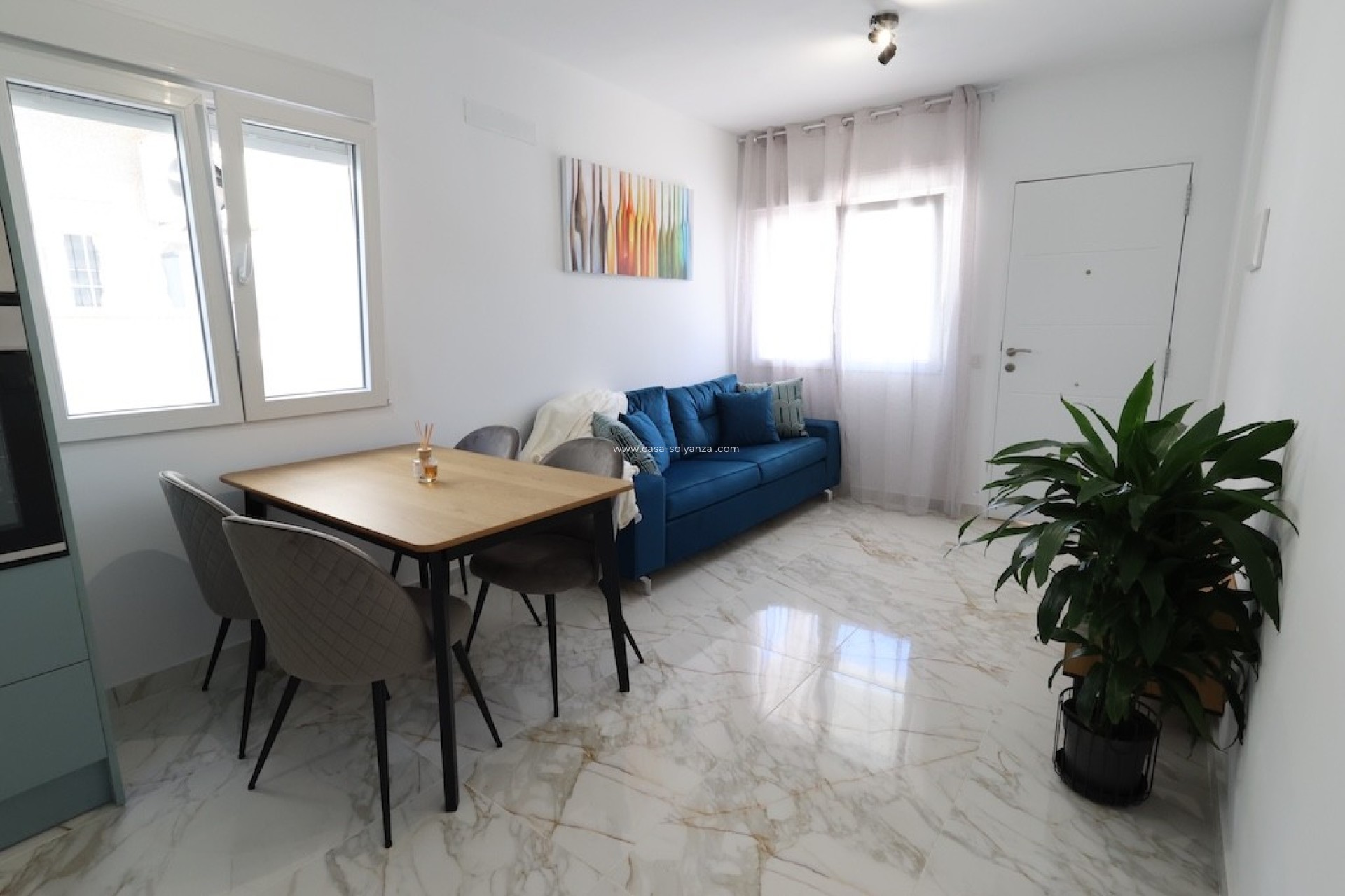 Resale - Villa - El Chaparral - Inland