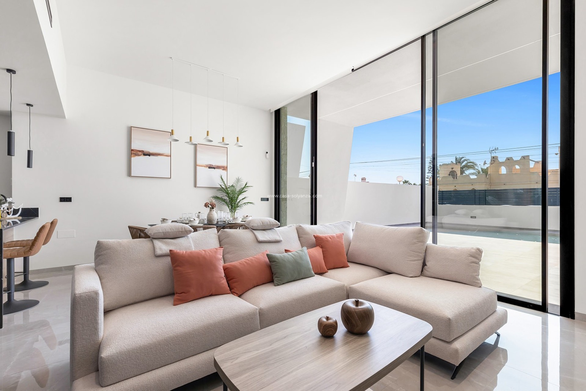 Resale - Villa - El Chaparral - Inland