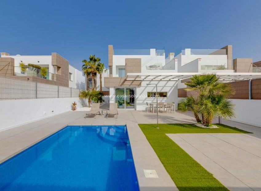 Resale - Villa - El Raso - Guardamar del Segura