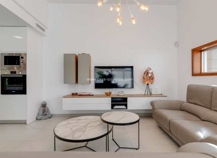 Resale - Villa - El Raso - Guardamar del Segura
