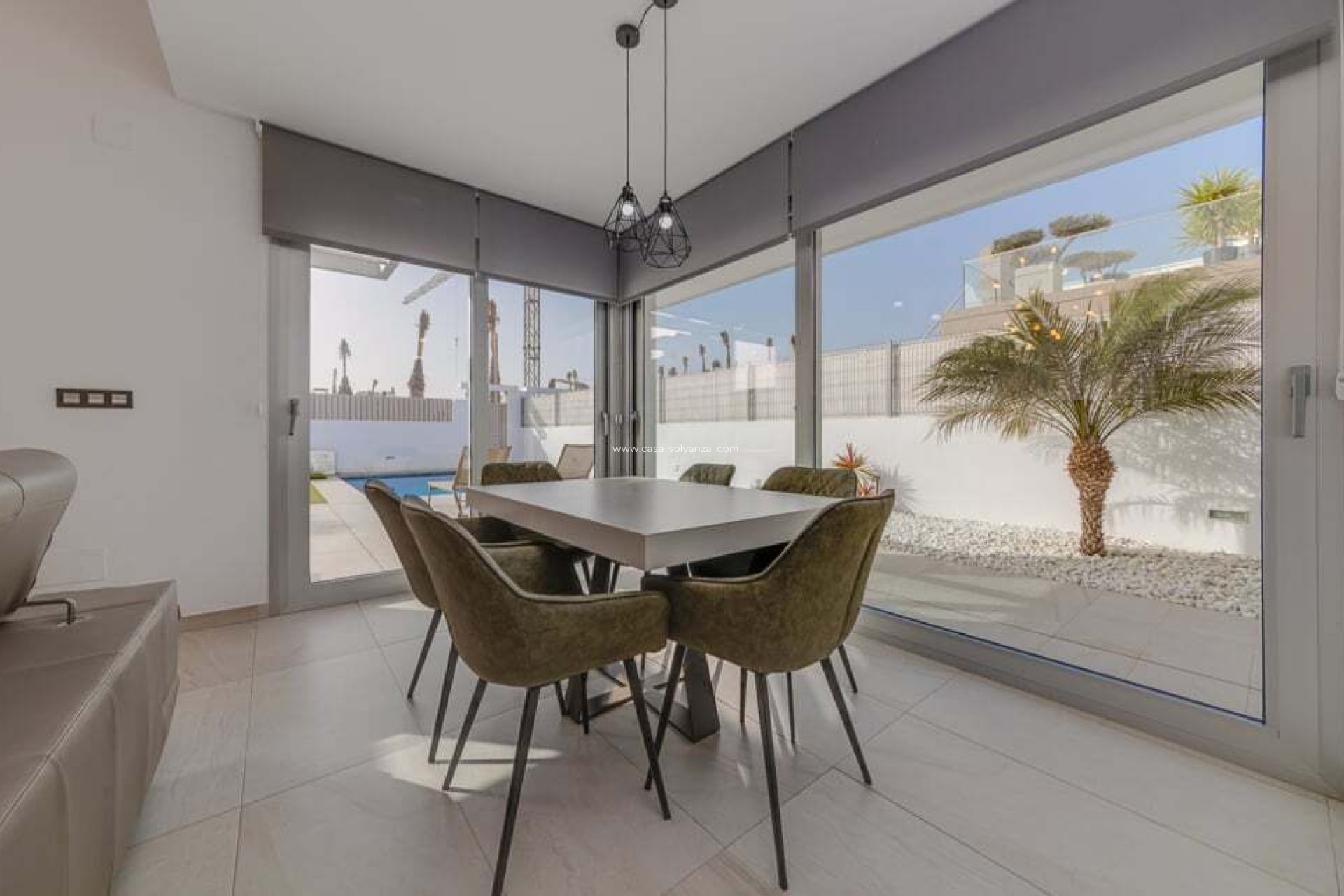 Resale - Villa - El Raso - Guardamar del Segura