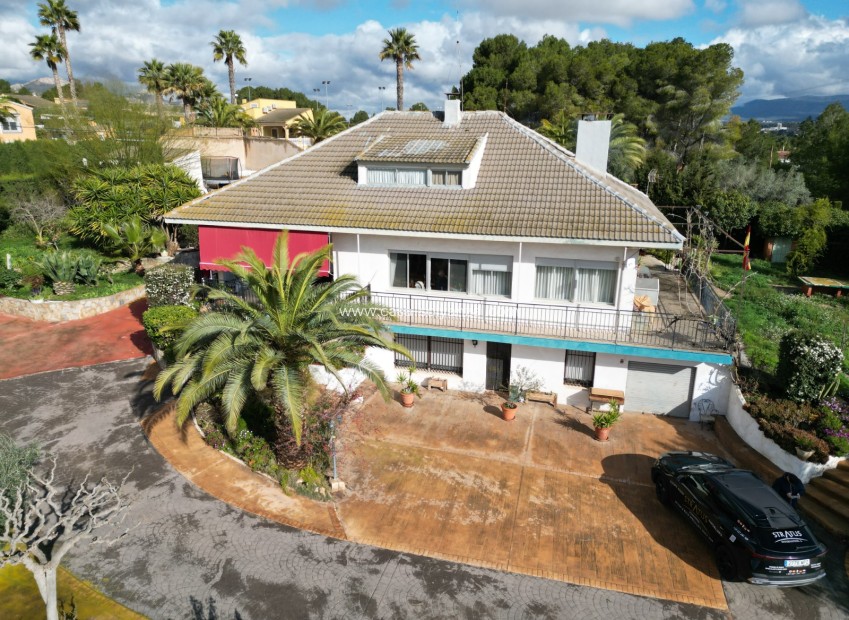 Resale - Villa - Elda - Inland