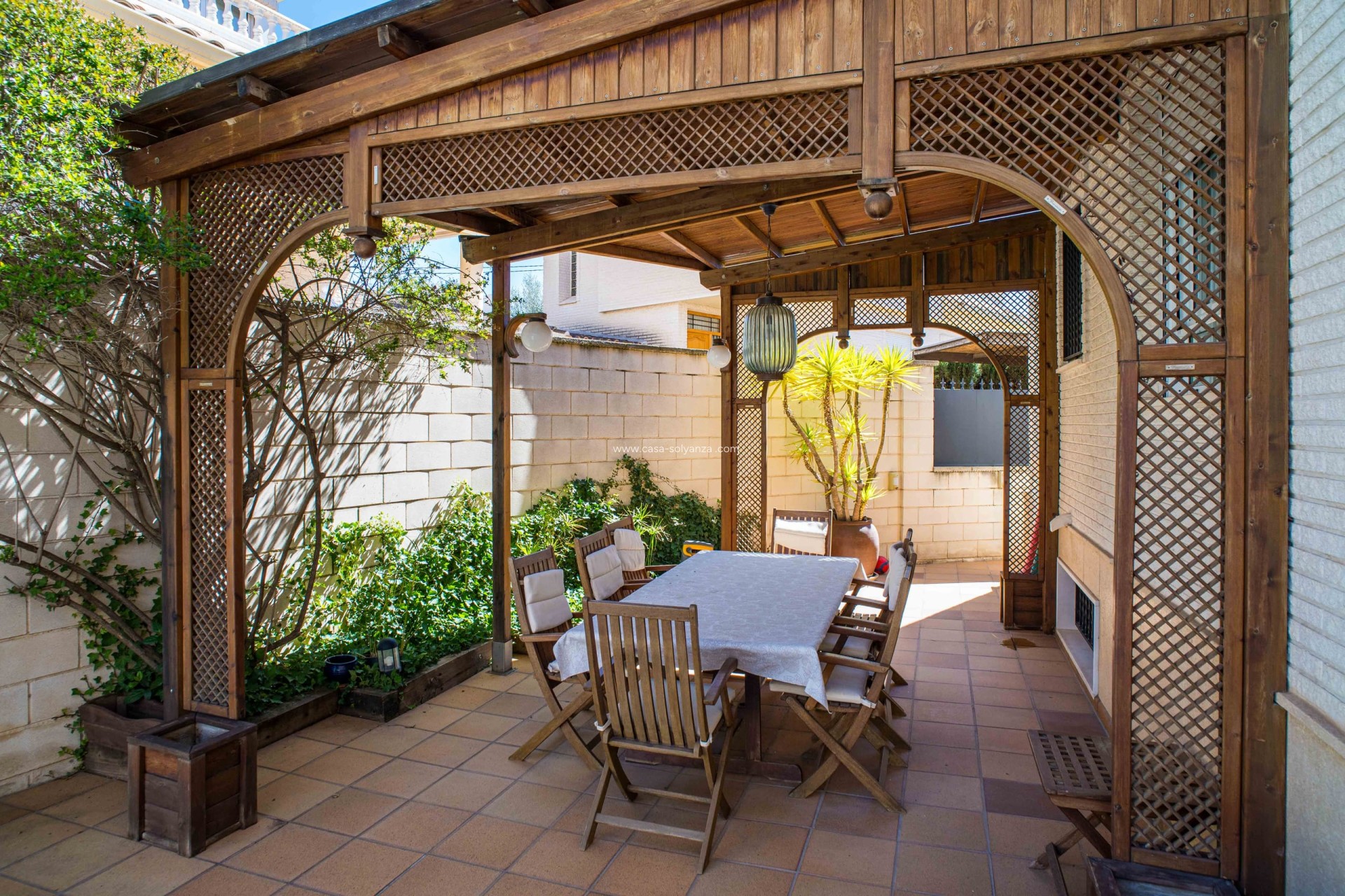 Resale - Villa - Elda