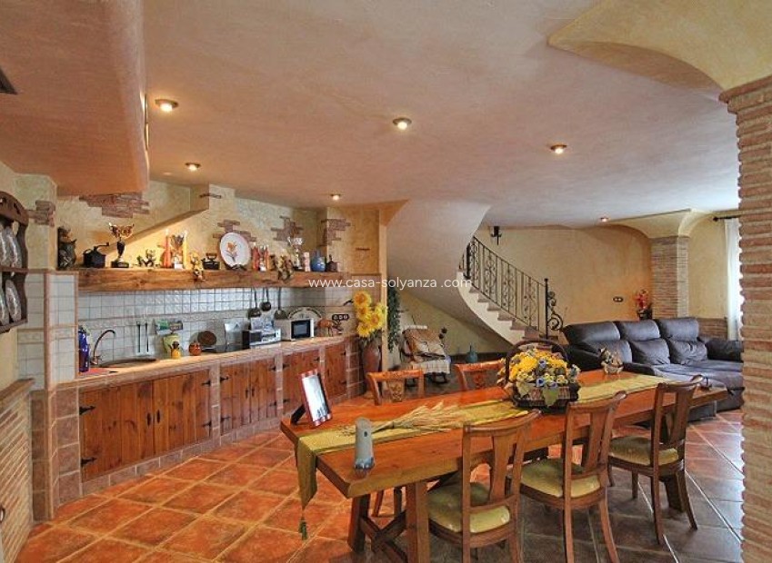 Resale - Villa - Formentera de Segura - C- Cooperativa