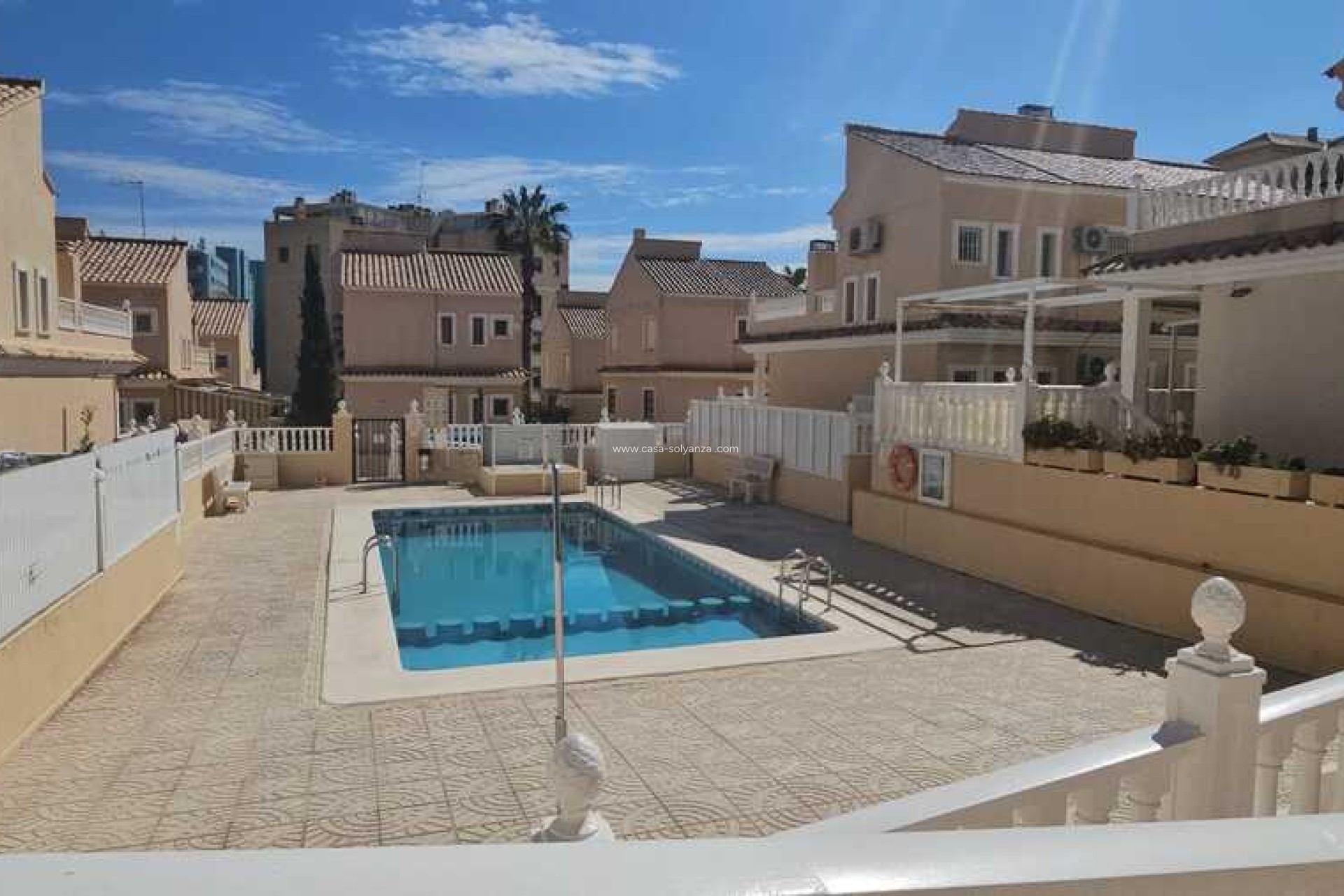 Resale - Villa - Guardamar del Segura - Campomar