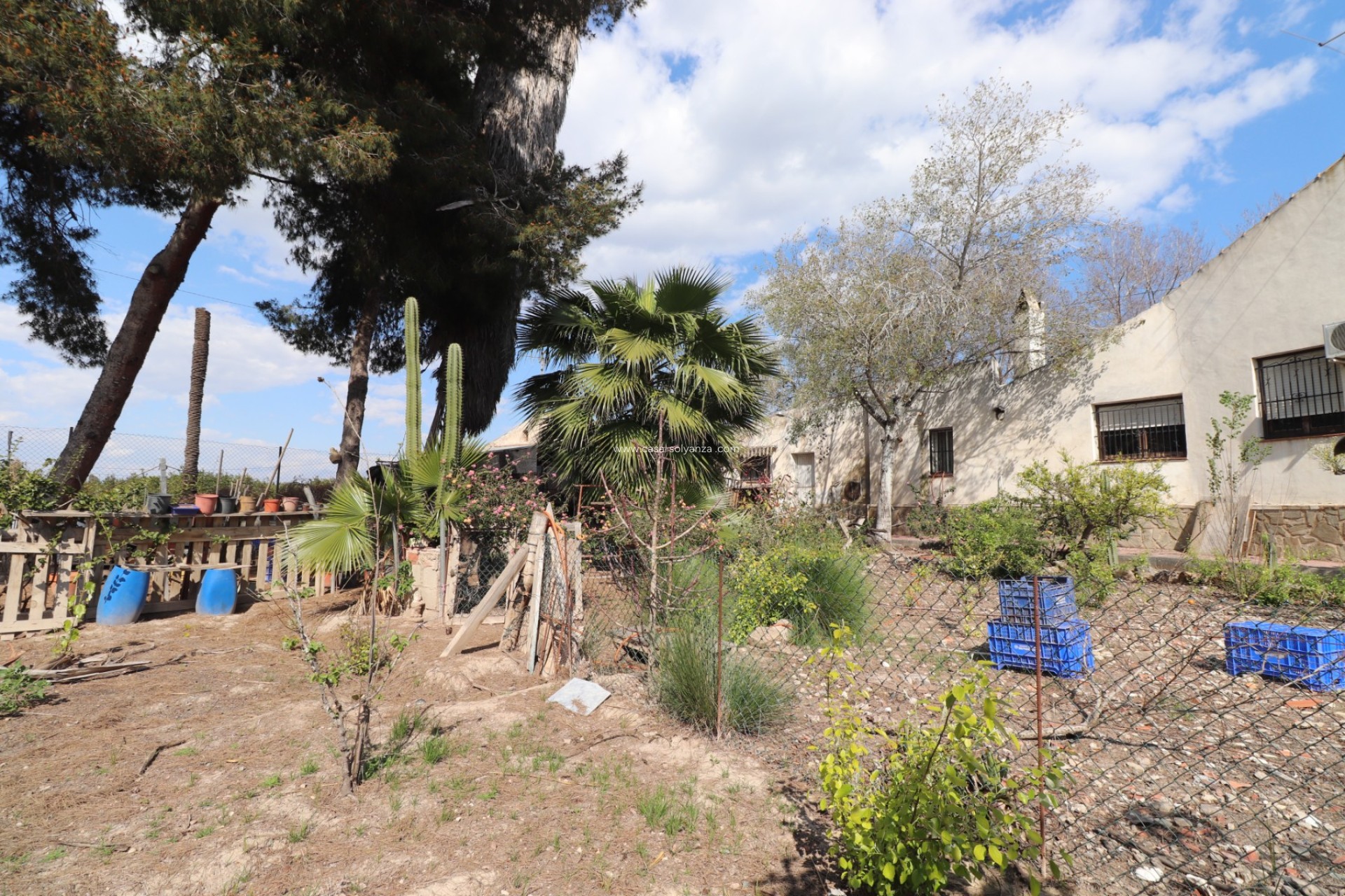 Resale - Villa - Heredades - Heredades - Village