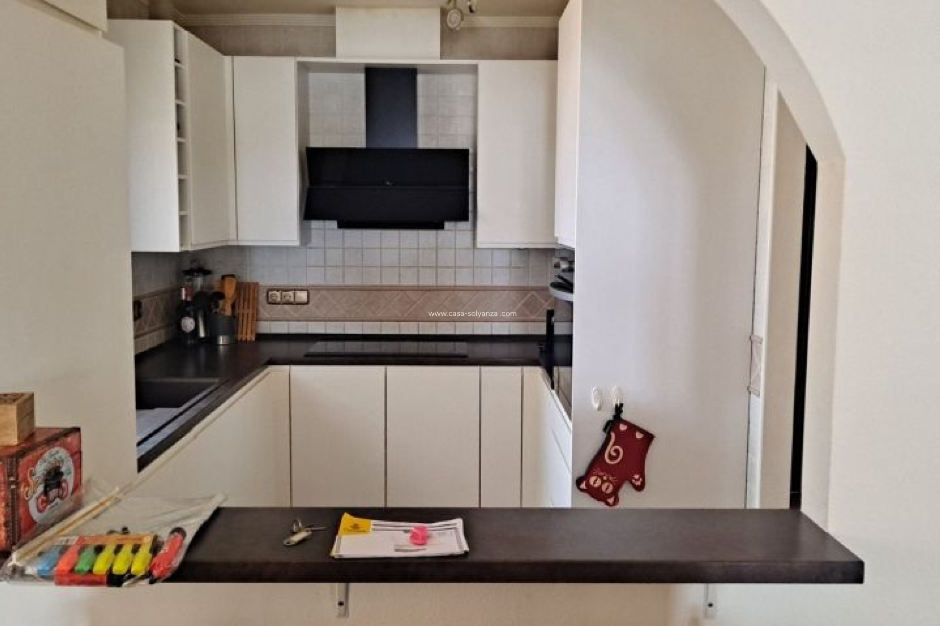 Resale - Villa - Hondón de las Nieves - Inland