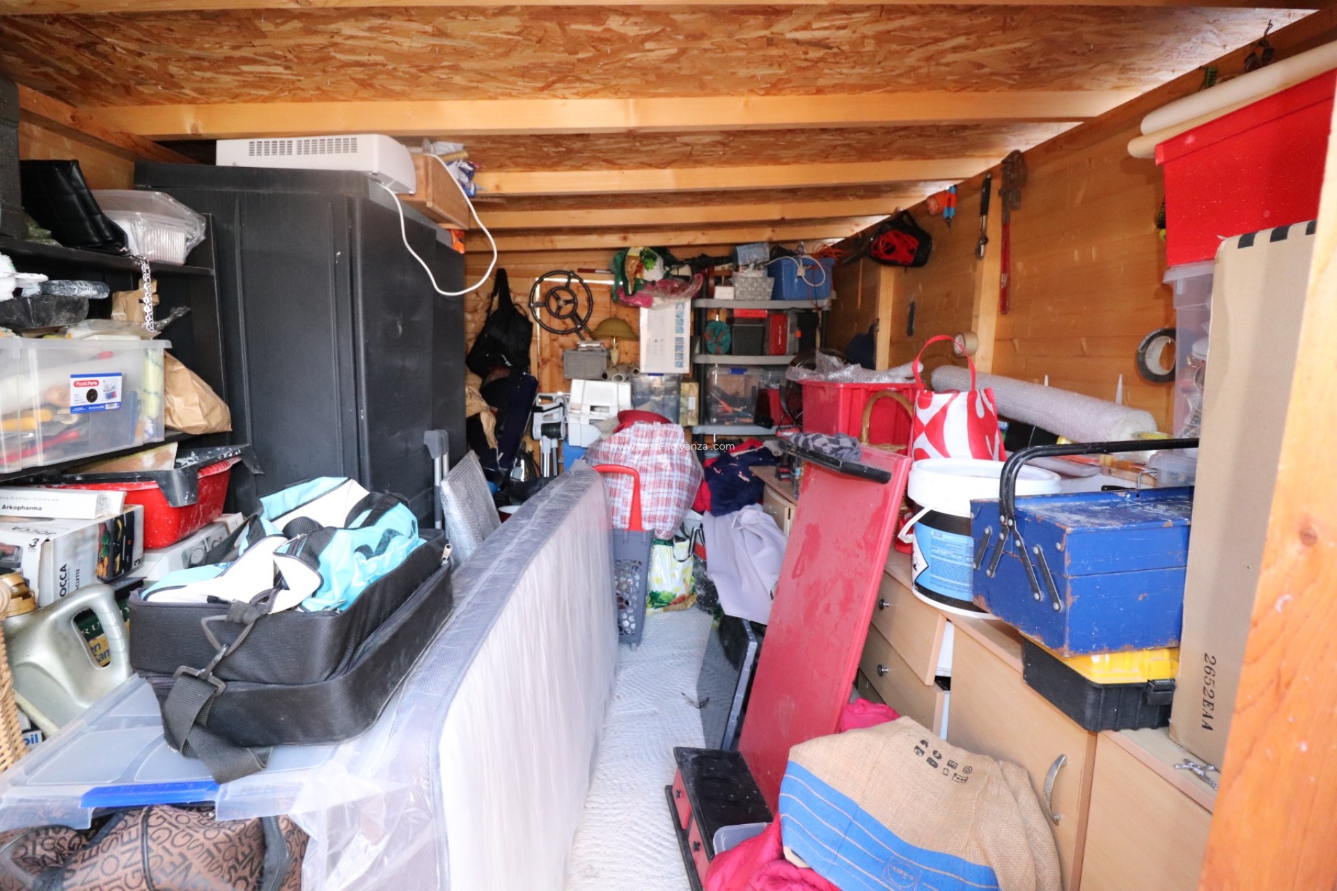 Resale - Villa - Hondón de las Nieves - Inland