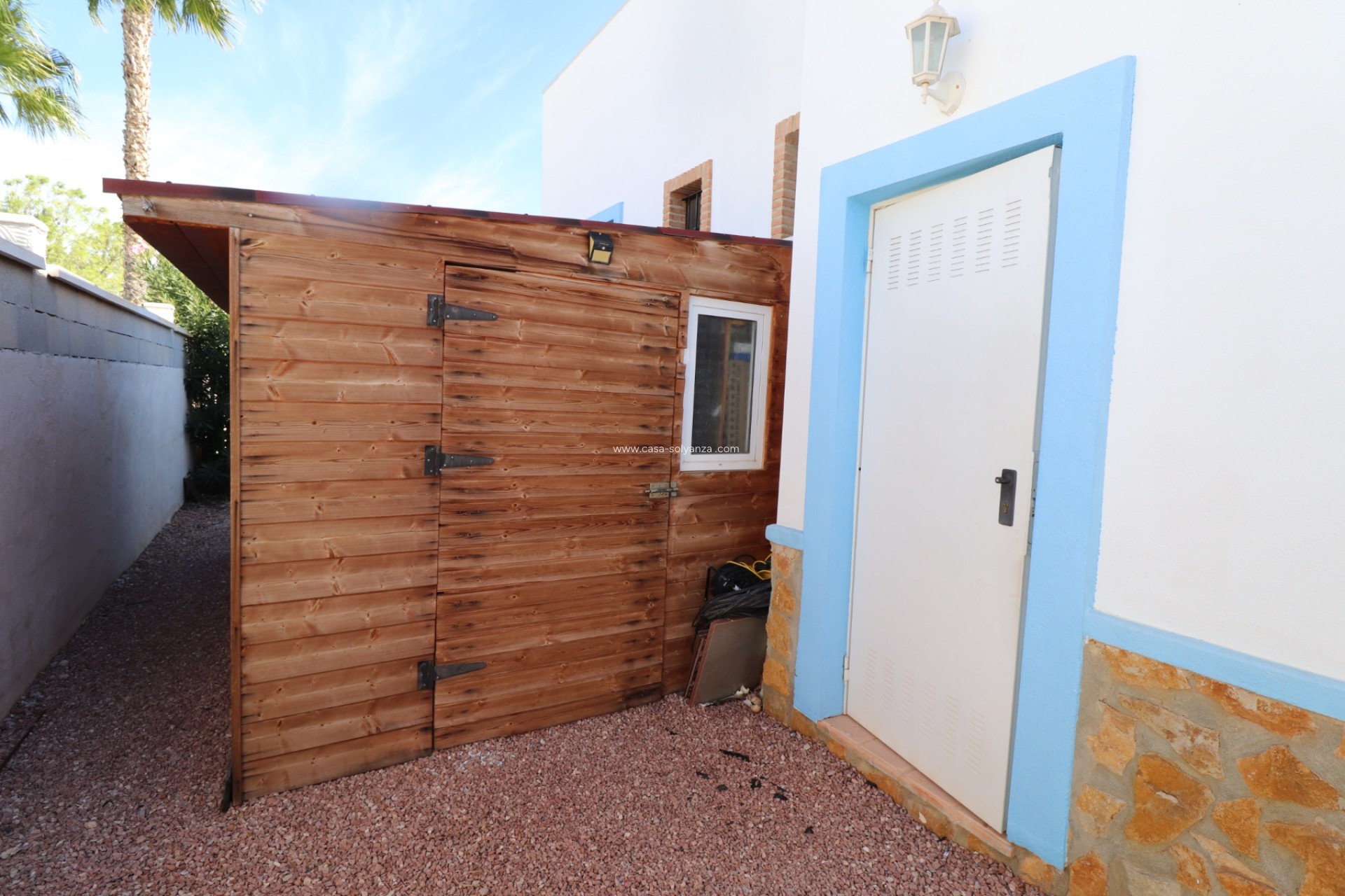 Resale - Villa - Hondón de las Nieves - Inland