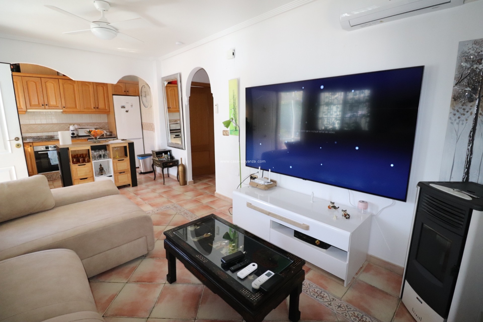 Resale - Villa - Hondón de las Nieves - Inland