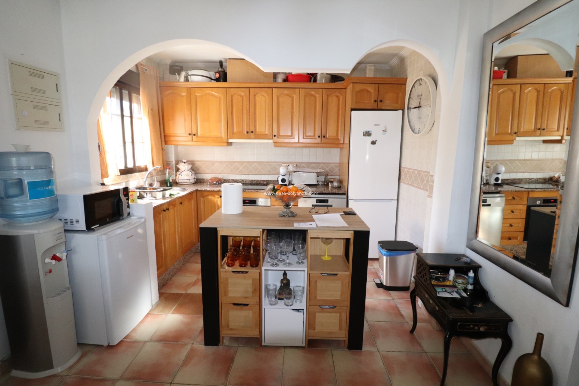 Resale - Villa - Hondón de las Nieves - Inland