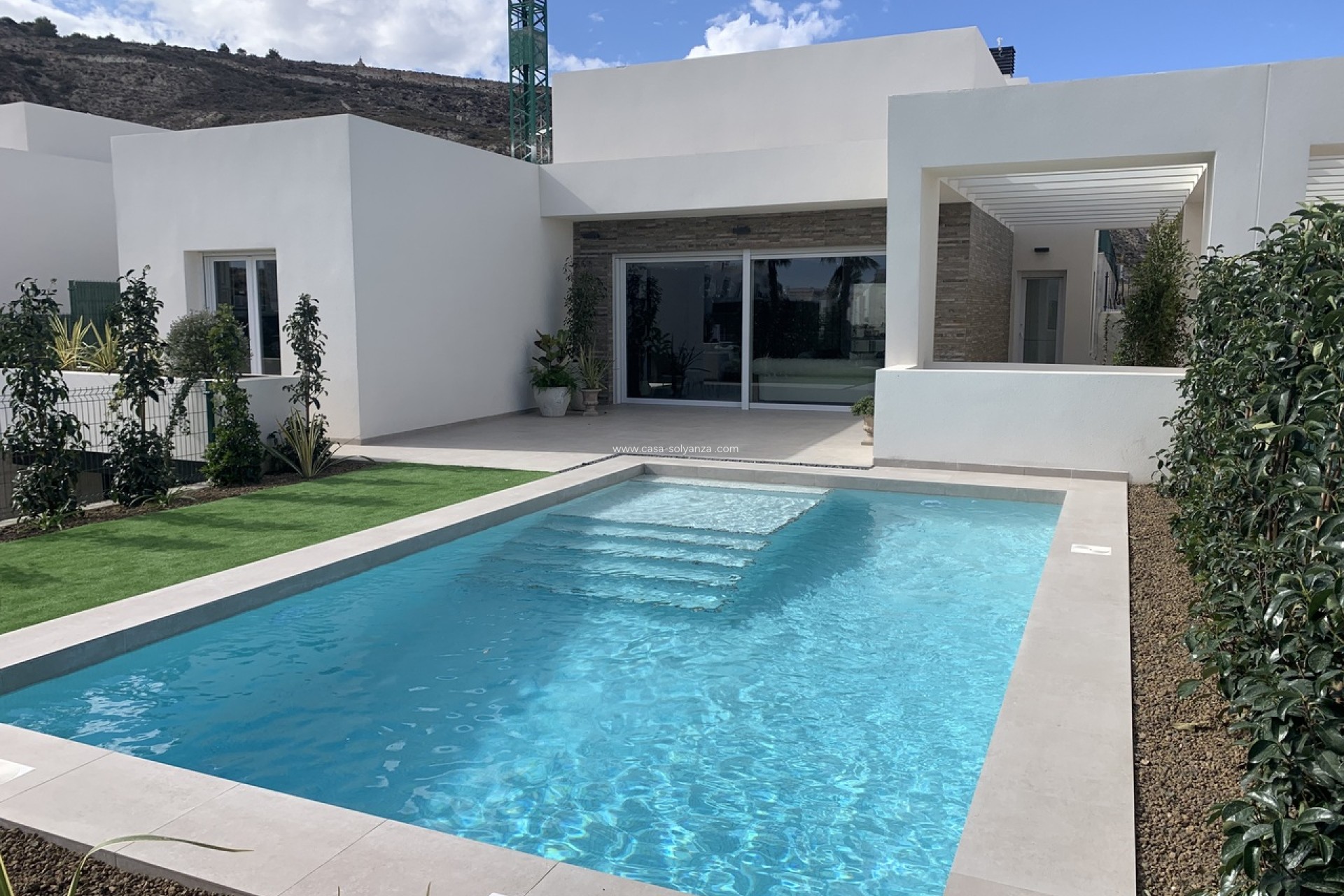 Resale - Villa - La Finca Golf - Inland