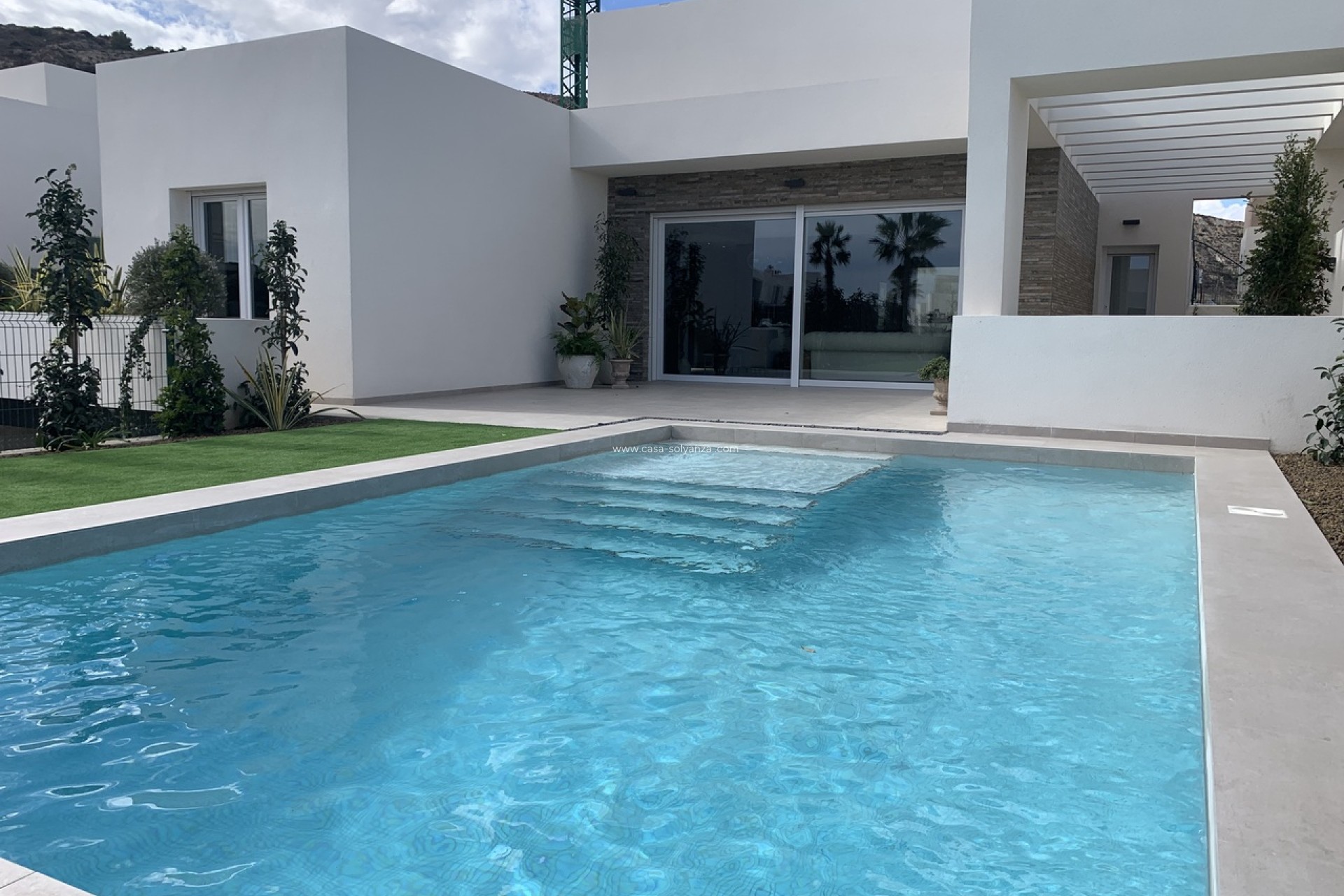 Resale - Villa - La Finca Golf - Inland