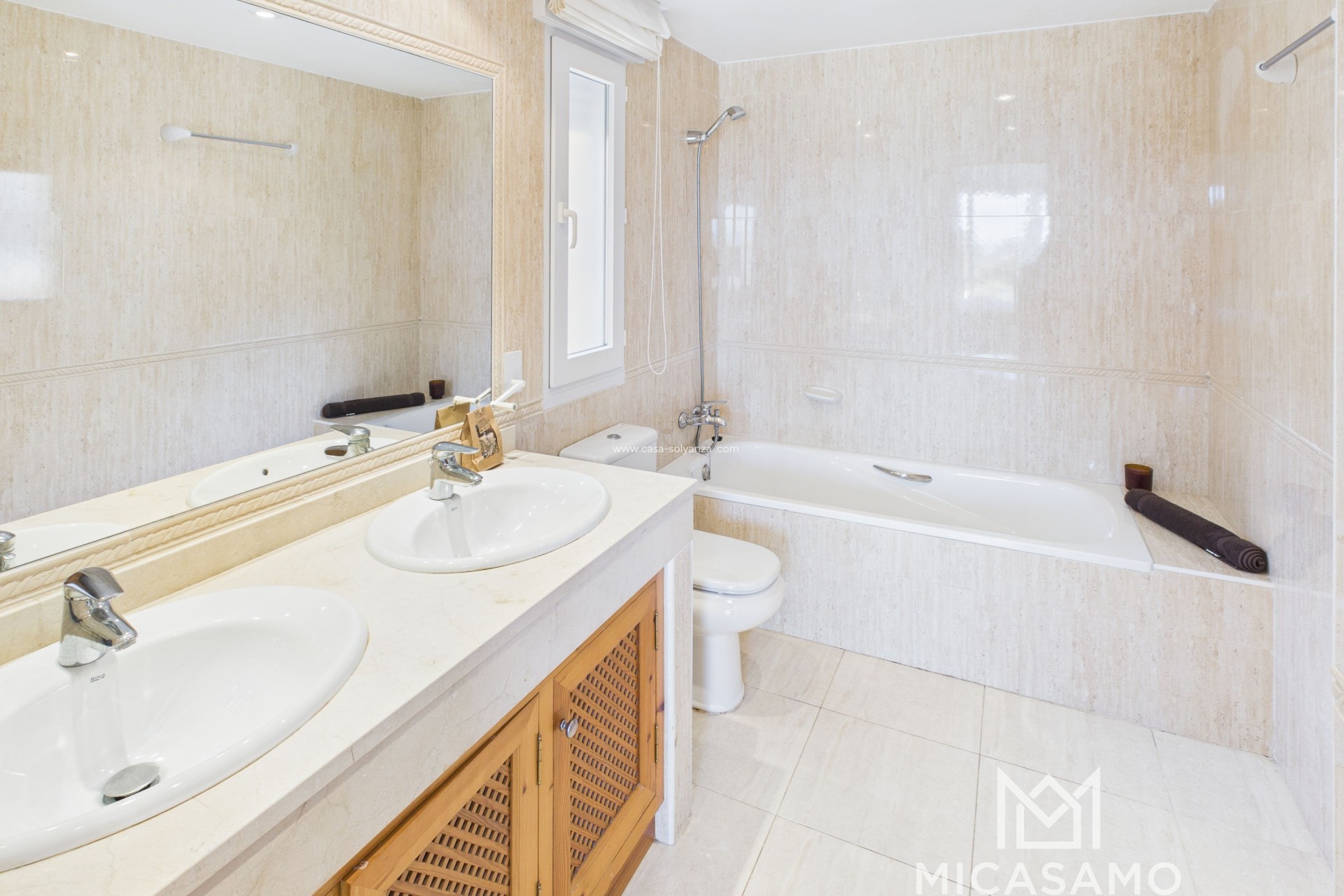 Resale - Villa - La Manga del Mar Menor - Costa Calida